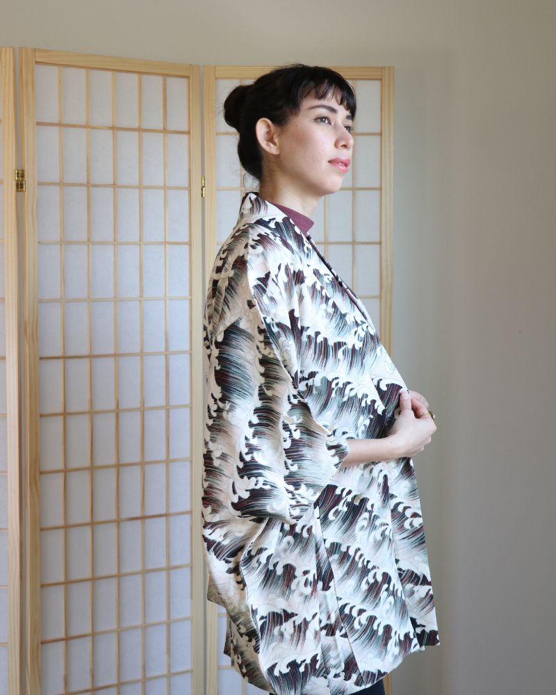Black/ Burgundy Wavy Haori Kimono Jacket