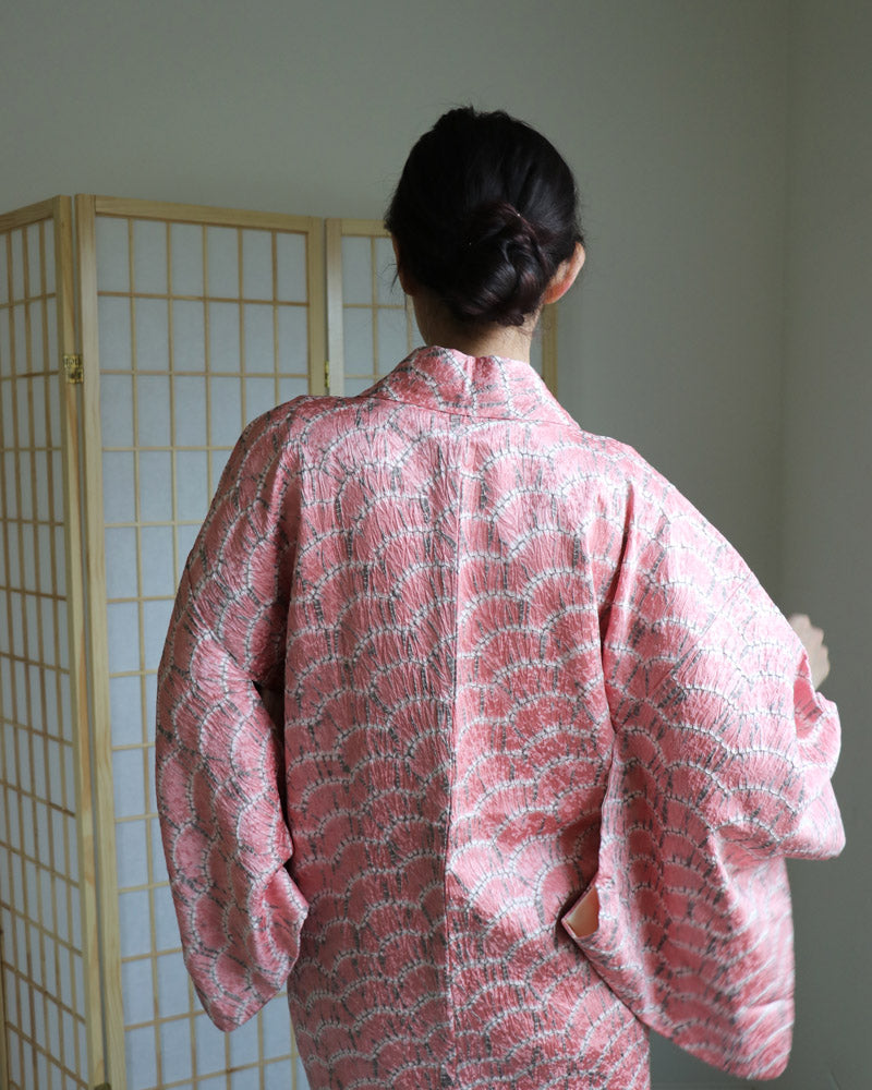 Pink Wavy Haori Kimono Jacket