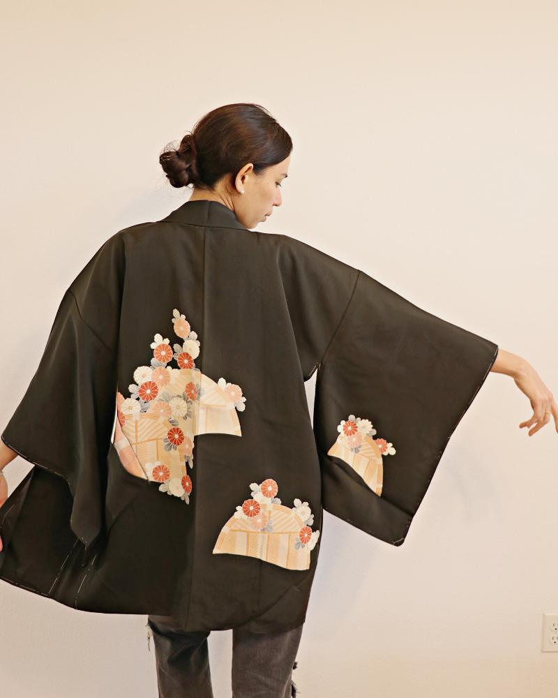Mums Across the Bamboo Screen Black Haori Kimono Jacket