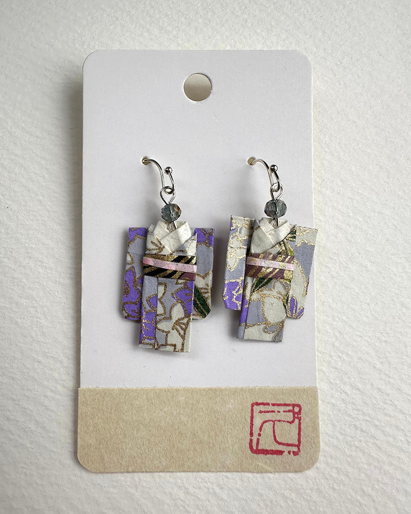 Purple Leaves Kimono Textile Non-Toxic water-based glue & finish. Washi Paper, Beads, Allergy free Metalic Hand-crafted by Hisao Deldeo SKU: OJE004 All earrings are one of a kind Origami Jewelry