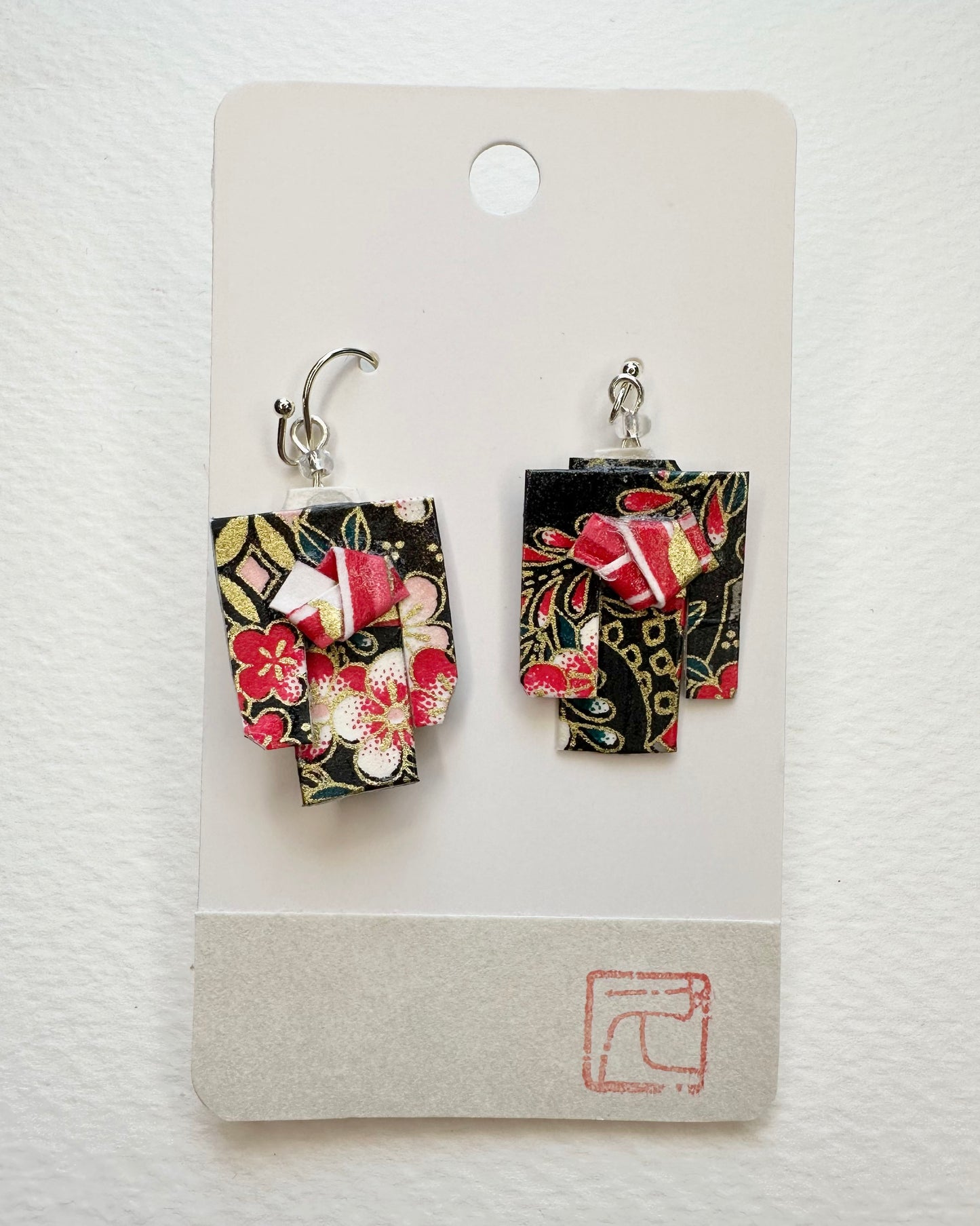 Kimono Origami Jewelry Zen Earrings -Black Plum