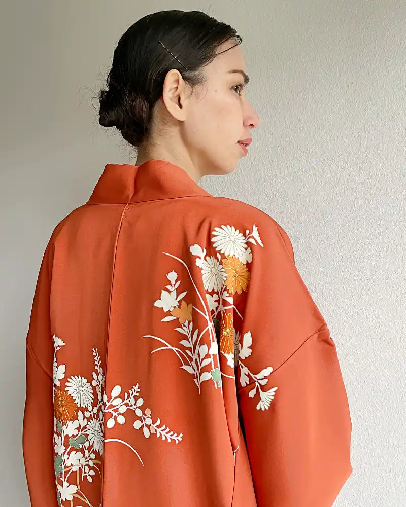 Back look of the orange mum kimono.